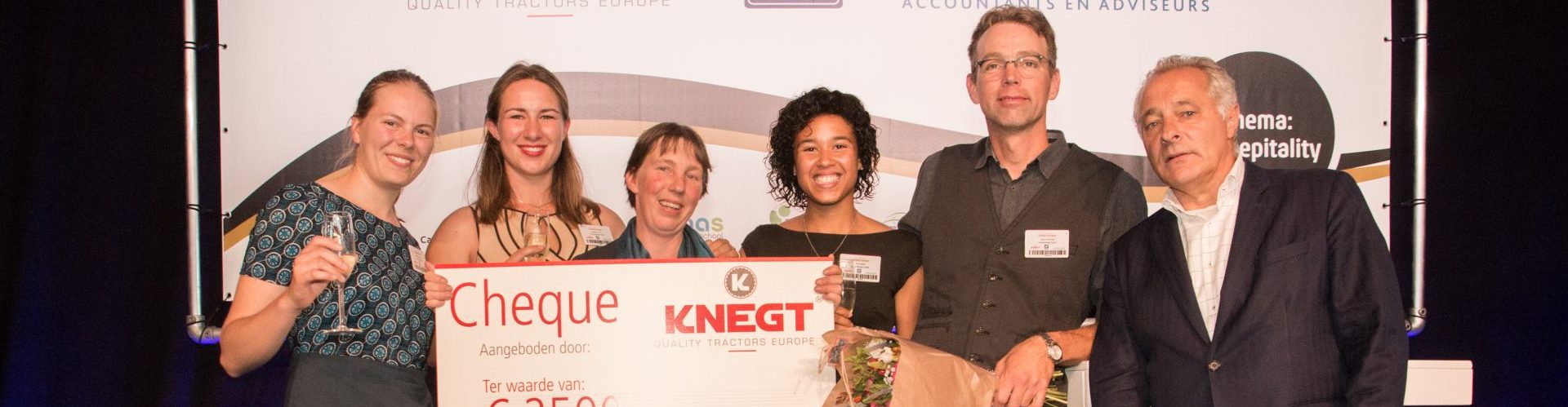 IMG_3540-Hippisch Congres Groepsfoto winnaar